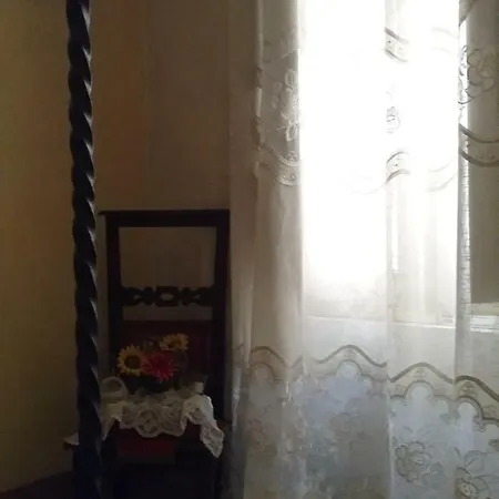 A Casa Di Amelia * أوفيدا