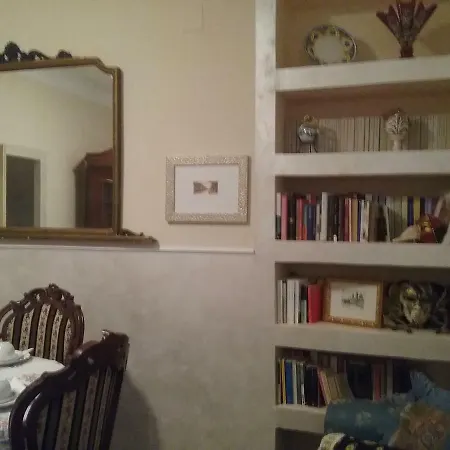 A Casa Di Amelia منزل للإقامة *