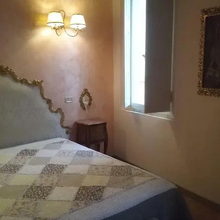 A Casa Di Amelia منزل للإقامة